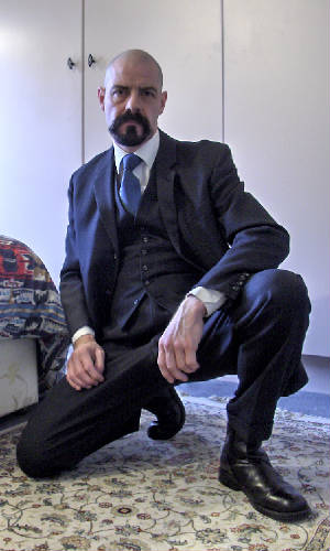 suit02.jpg